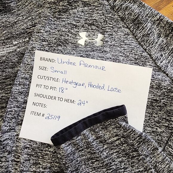 Under Armour Heat Gear Women's Black White Hooded Loose Pullover Small - Picture 5 of 5